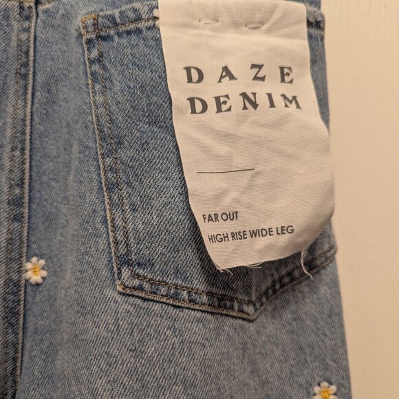 Daze Far Out High Rise Wide in Daze-Y - Picture 11 of 11